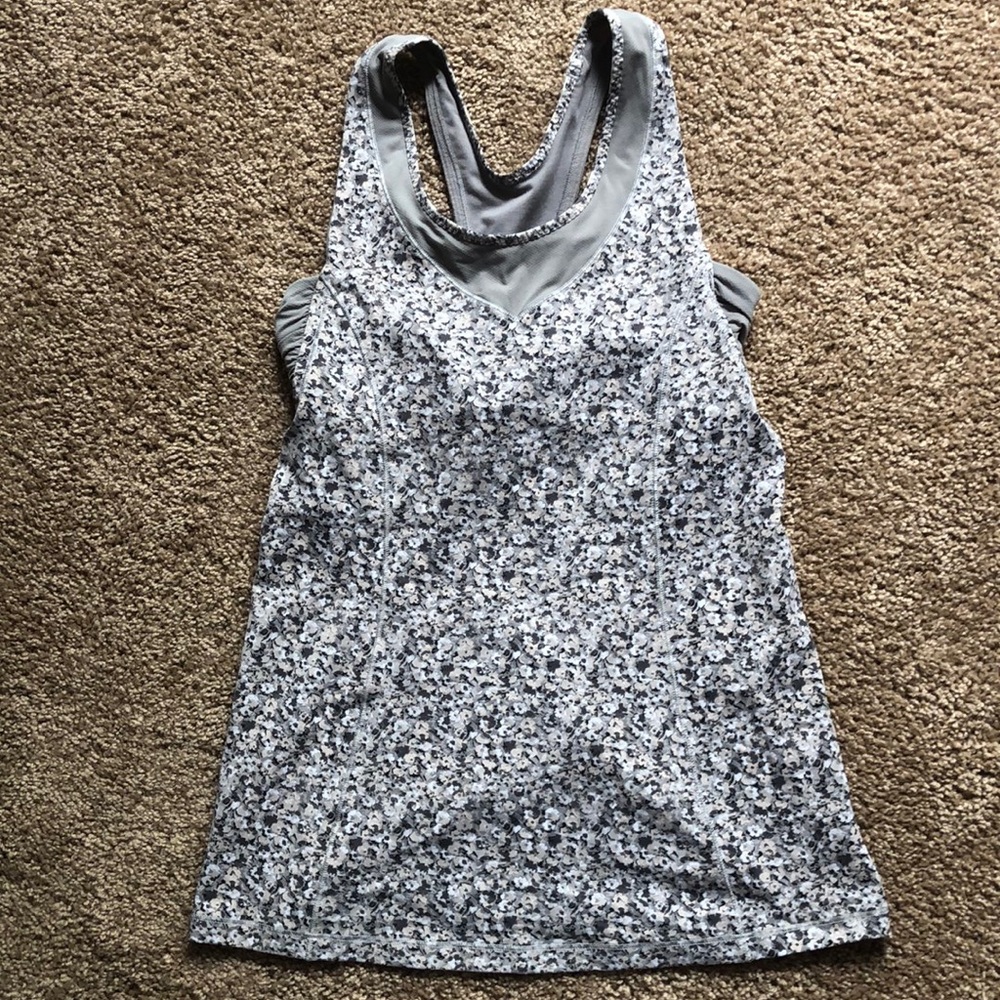 Lululemon tank top